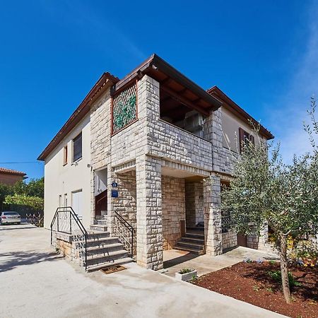 Apartamento Red Karmenita Umag Exterior foto