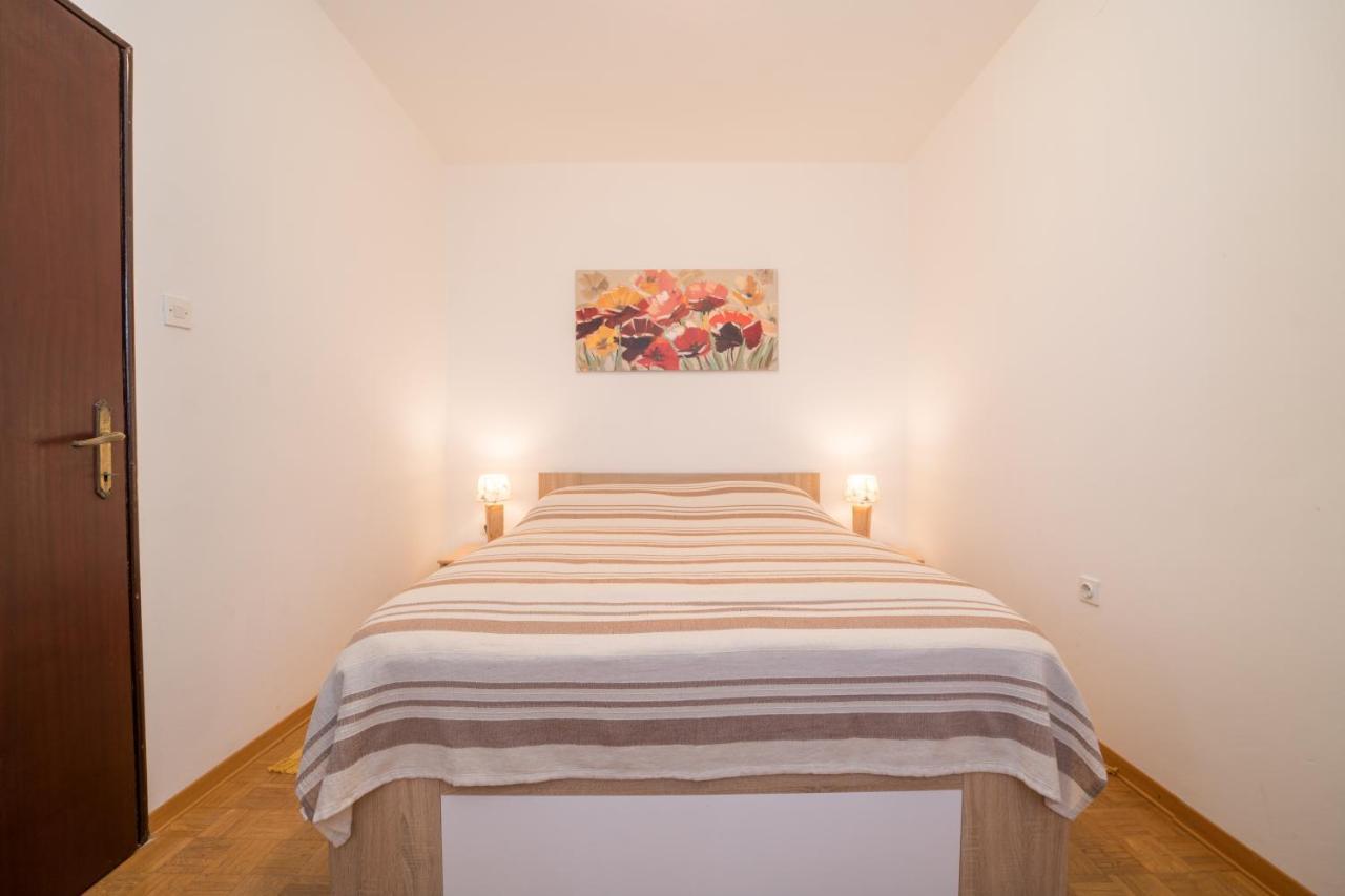 Apartamento Red Karmenita Umag Exterior foto