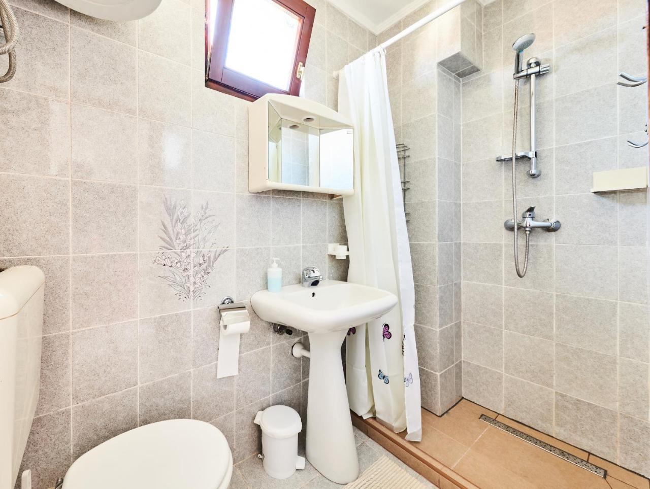 Apartamento Red Karmenita Umag Exterior foto